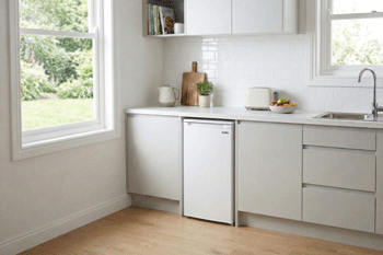 U/C Fridge (Ice Box)